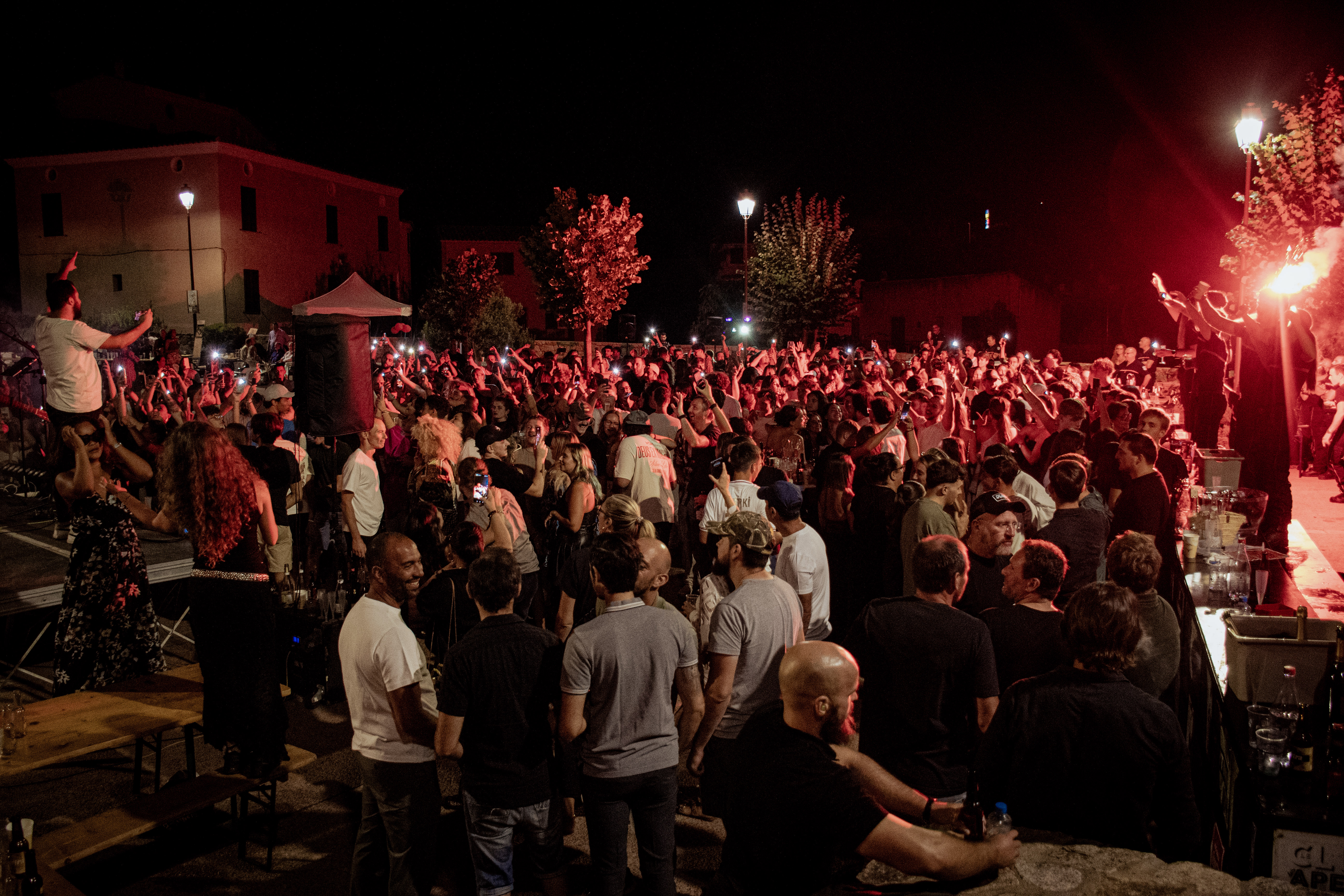 Bal des pompiers 14 août 2025 photo 4